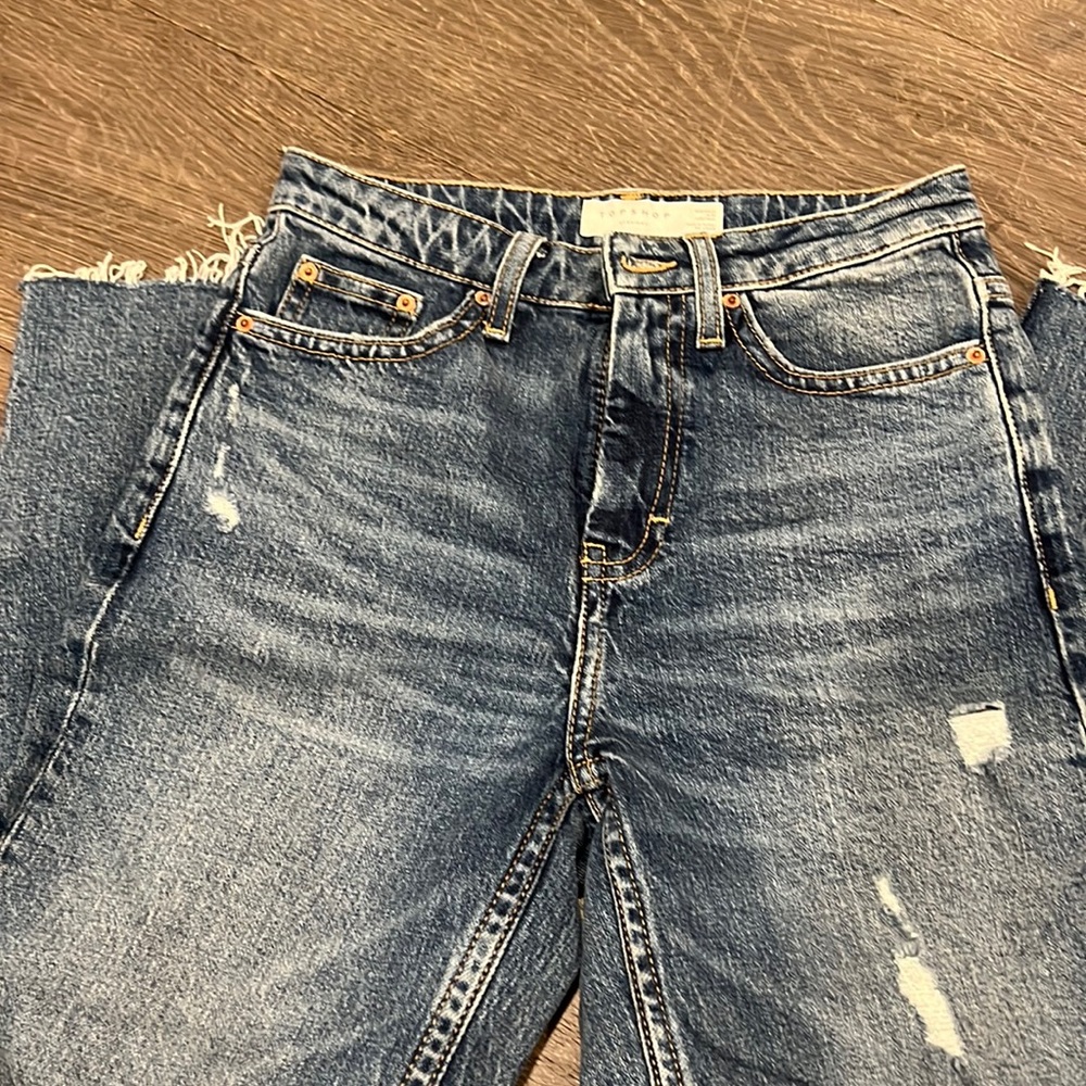 Topshop distressed straight leg Jean, 25